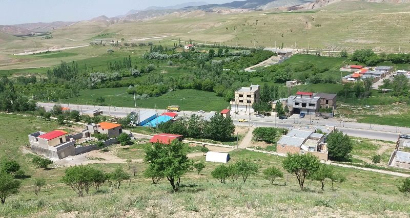 روستای آقداش از توابع دهستان اسپیران اهر